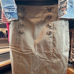 H&M Olive Green Pencil-ish Skirt With Cute Buttons and Zip Closure (Women's 6)